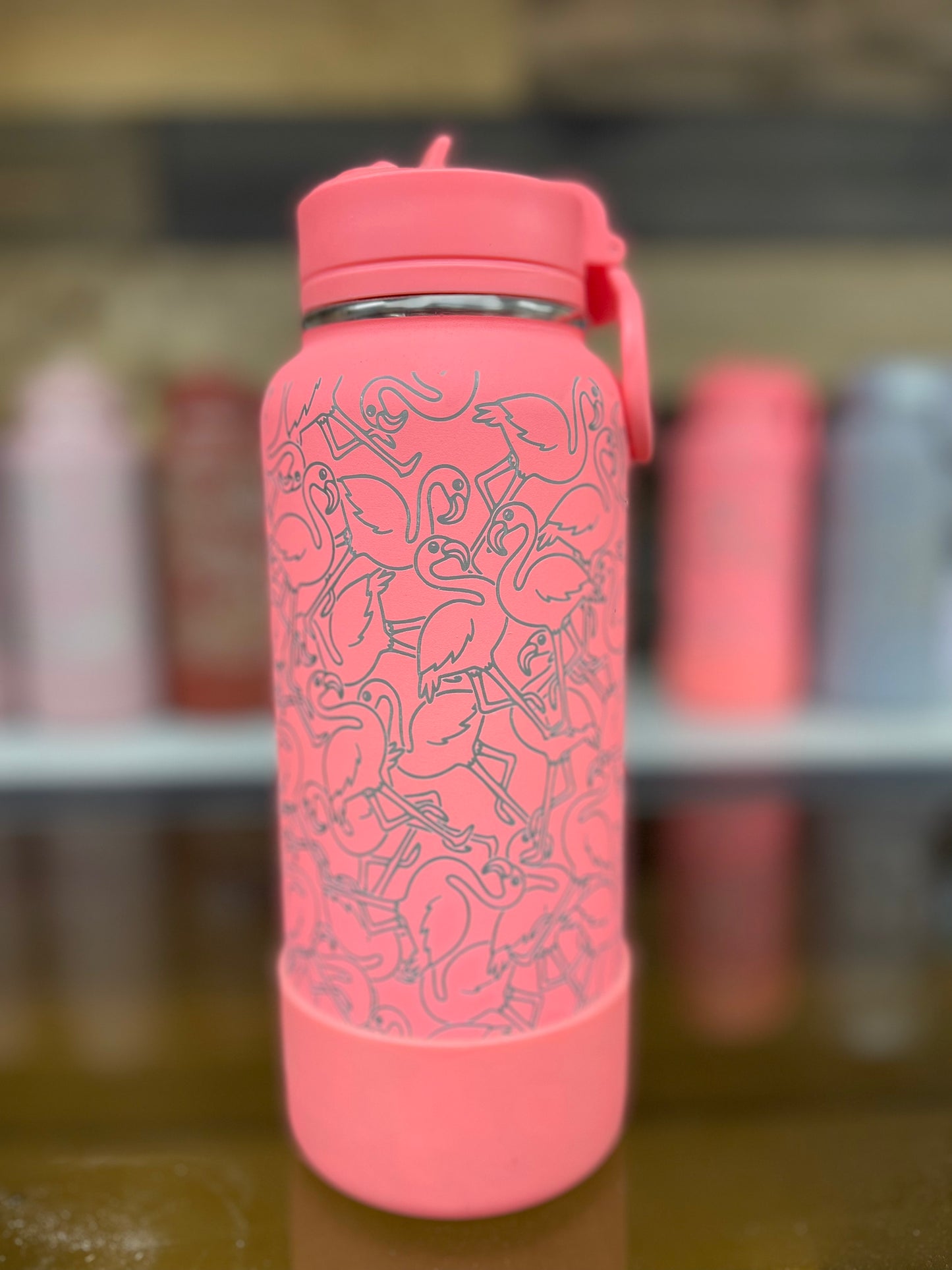 READY TO SHIP Engraved 32oz Water Bottle - Flamingos